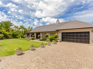 5 Bed House in Roundhay