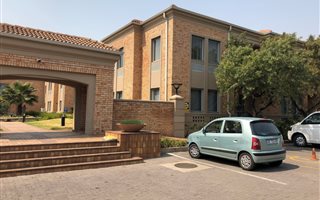 425 m² Office Space in Vorna Valley