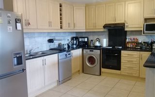 3 Bedroom Townhouse in Edgemead