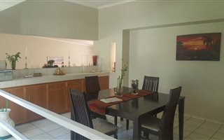 4 Bedroom House in Orchards