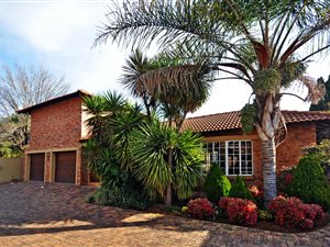 3 Bed Townhouse in Three Rivers