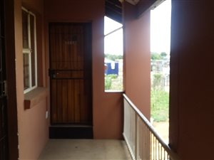 1 Bed Flat in Commercia