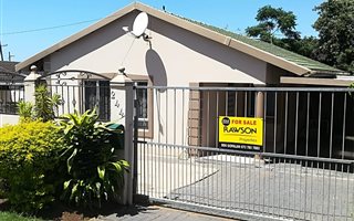 3 Bedroom House in Shallcross
