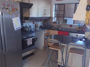 2 Bed Apartment in Lakefield