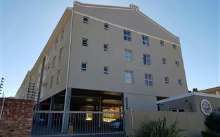 3 Bedroom Apartment in Grahamstown Central