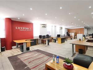 143 m² Office Space in Cape Town City Centre