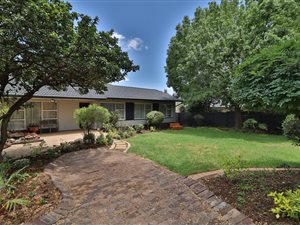 3 Bed House in Highway Gardens