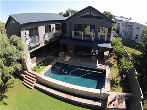4 Bed House in Helderfontein Estate