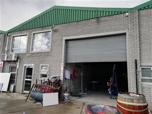 250 m² Commercial space in Kuilsriver