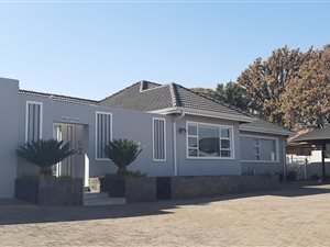 410 m² Commercial space in Florida Park