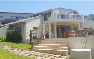 5 Bedroom House in Manaba