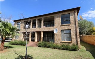 2 Bedroom Apartment in Willowbrook