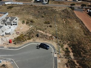 821 m² Land available in Darling