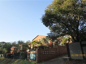 3 Bed Apartment in Rangeview