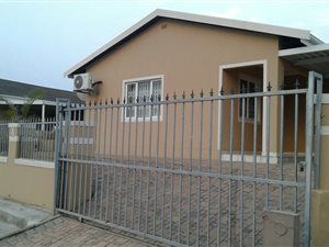 3 Bed House in Sunford