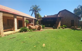 9700 m² Farm in Heatherdale AH