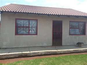 2 Bed House in Tsakane