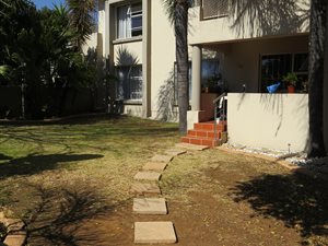 3 Bed Simplex in Marais Steyn Park