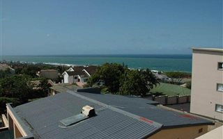 2 Bedroom Apartment in Manaba