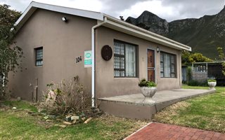 2 Bedroom House in Kleinmond