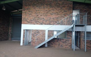 338 m² Industrial space in Prolecon