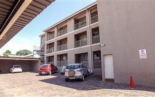 2 Bedroom Apartment in Alberton