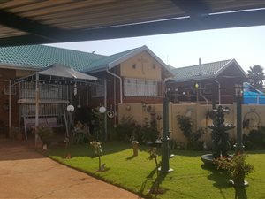 4 Bedroom House in Hillshaven