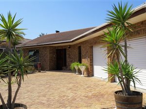 4 Bed House in Welgelegen