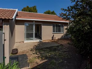 2 Bed Apartment in Sundowner