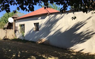 5.9 ha Farm in Putfontein
