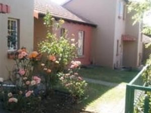 3 Bedroom Townhouse in Illiondale