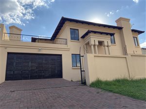 5 Bed House in Thatchfield