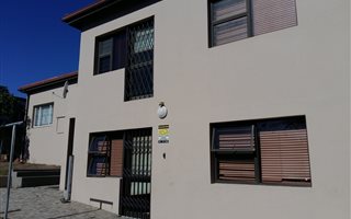 340 m² Office Space in Newton Park