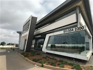 4040 m² Commercial space in Midridge Park