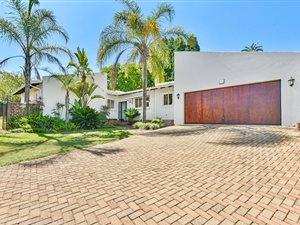 3 Bed House in Douglasdale