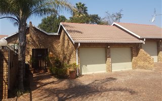 3 Bedroom Townhouse in Erasmuskloof