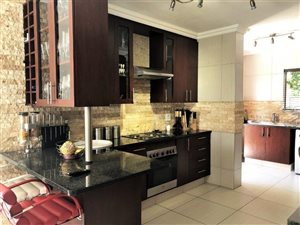 3 Bed House in Olympus AH