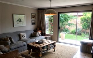 3 Bedroom Townhouse in Willowbrook