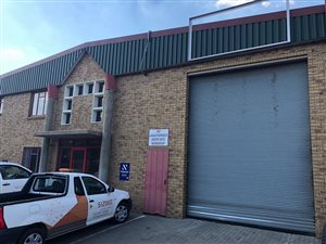 518 m² Industrial space in Louwlardia