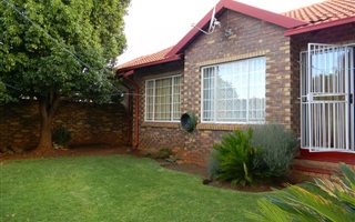 2 Bedroom Townhouse in Meyerspark
