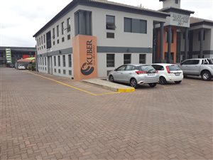 105 m² Commercial space in Silver Lakes