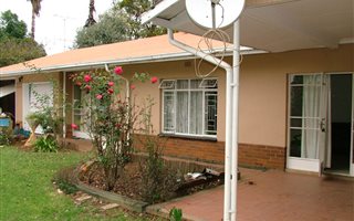 3 Bedroom House in Parktown Estate