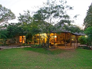 6 Bedroom House in Lanseria and surrounds
