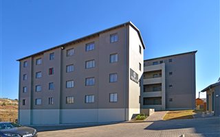 2 Bedroom Apartment in Fleurhof