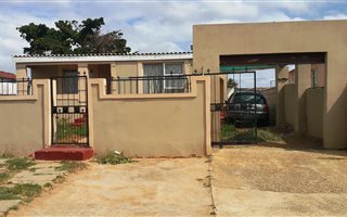 2 Bedroom House in Zwide
