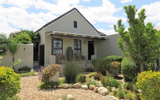 2 Bedroom House in Heritage Park
