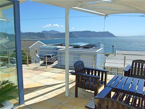8 Bed House in Simons Town