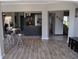 4 Bed House in Edenglen
