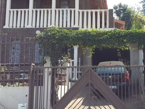 3 Bed House in Chatsworth Central