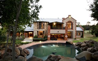 7 Bedroom House in Mooikloof Equestrian Estate